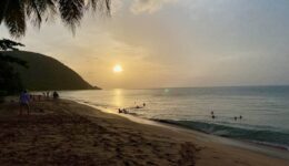 Awe Guadeloupe! You romance me.