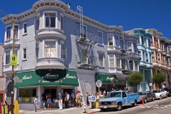 Mama's on Washington Square, breakfast in San Francisco