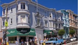 Mama's on Washington Square, breakfast in San Francisco