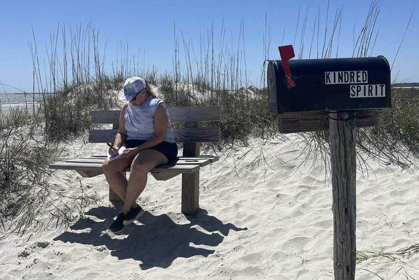 Kindred Spirit mailbox on Bird-Island