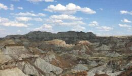 Beautiful Badlands of Dinosaur Provincial Park