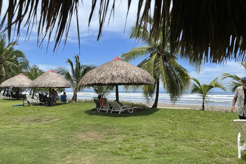 Panama: A Month in Delightful Boquete and Chiriqui 22 Palapas at Las Lajas