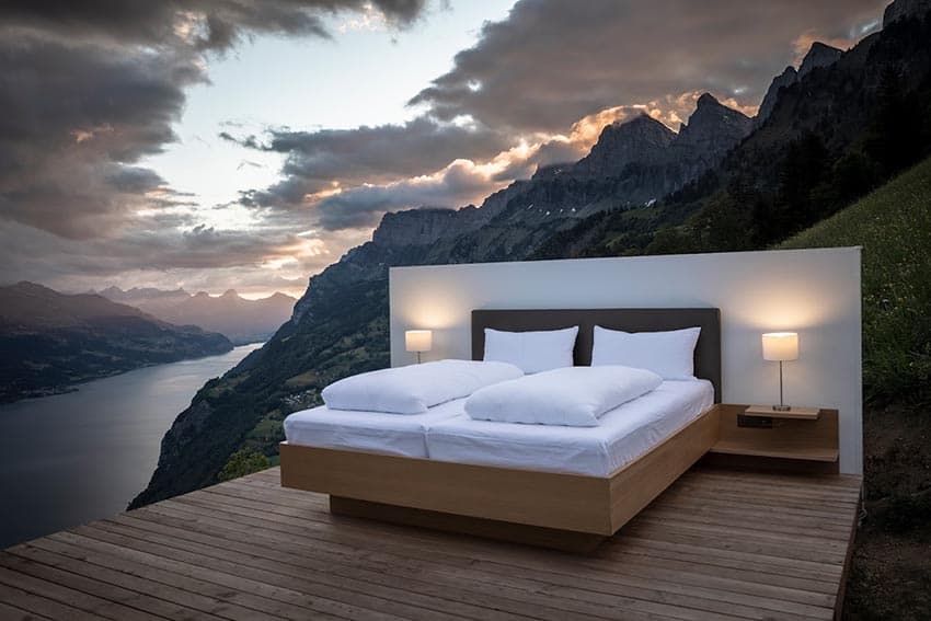 Null Stern Hotel: A Bed on a Mountaintop! 6 Null Stern Hotel_Lüsis suite_2020© Heidiland Tourism_Switzerland