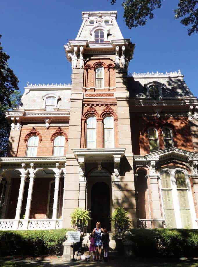 Memphis Music, History, and Food 12 Memphis Woodruff-Fontaine House