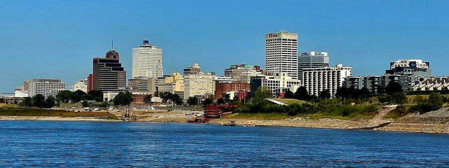 Memphis Music, History, and Food 6 Memphis skyline from the mighty Mississippi (Tab Hauser)