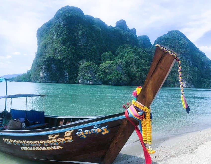 Longboat on Lo Som Bay.