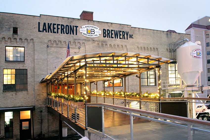 Milwaukee: Small City, Big Outlook 7 The Lakefront Brewery tour includes a mobile brew