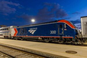 Amtrak-ALC-42-by-Night