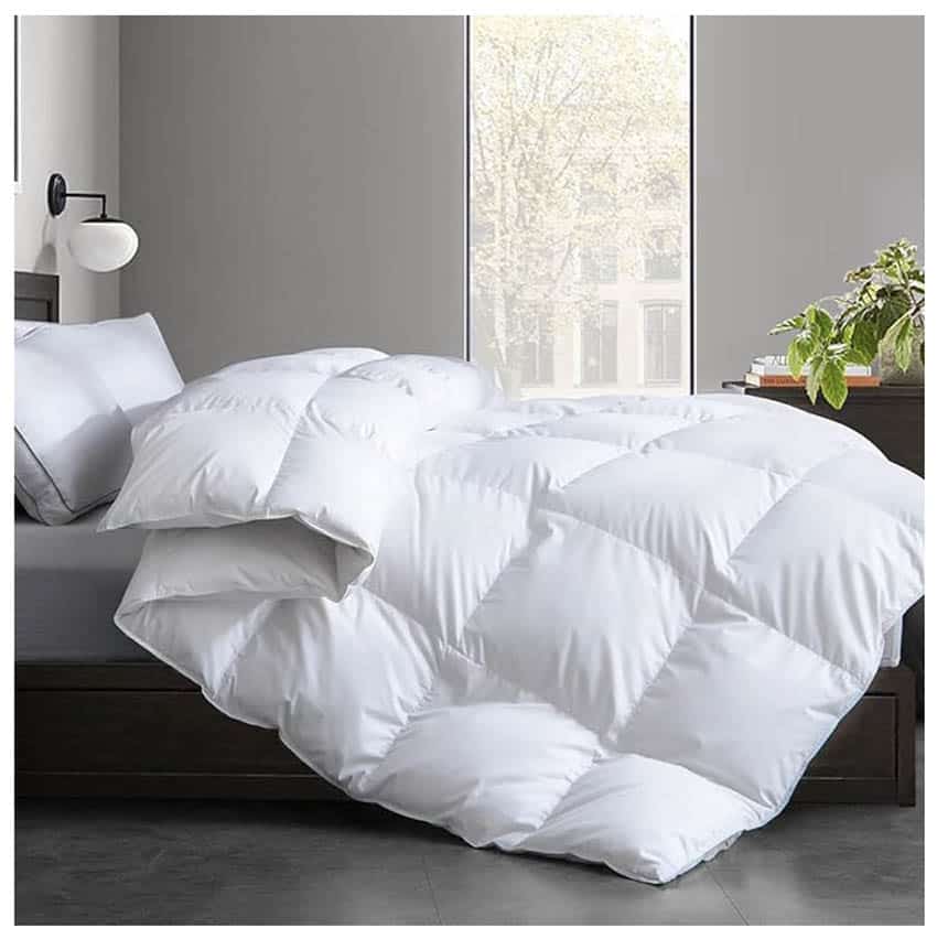 Go down for the count with this Cosybay "all seasons" comforter. It's a great value too!