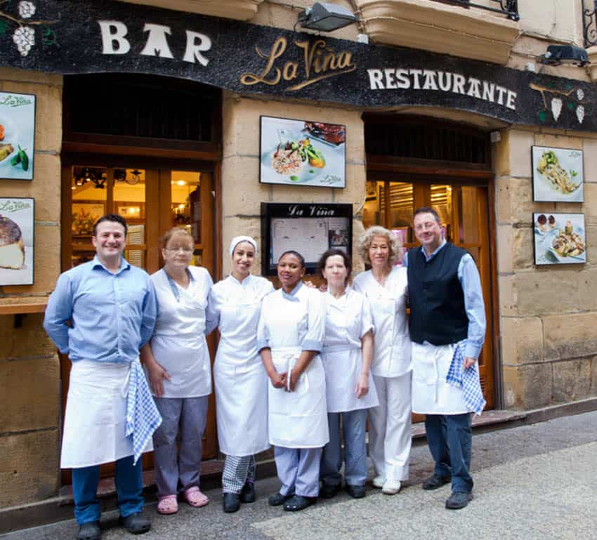 Pintxos, Cheesecake, a Museum on the Coast of Spain 16 The staff at La Viña, photo from https://lavinarestaurante.com/en/