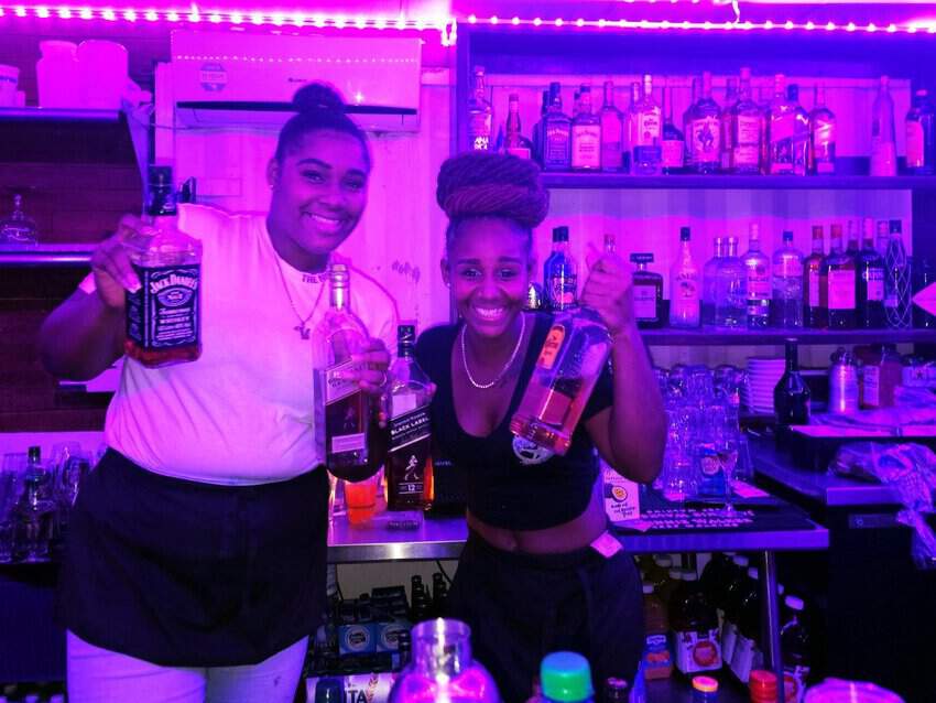 Boardwalk Statia St Eustatius happy hour