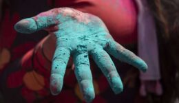 Holi