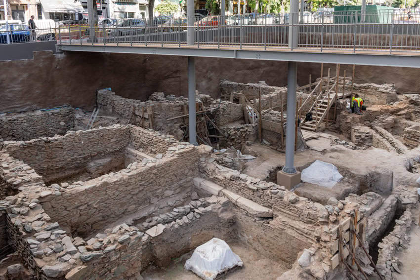 Meto ruins.