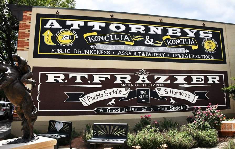 Pueblo retro signs