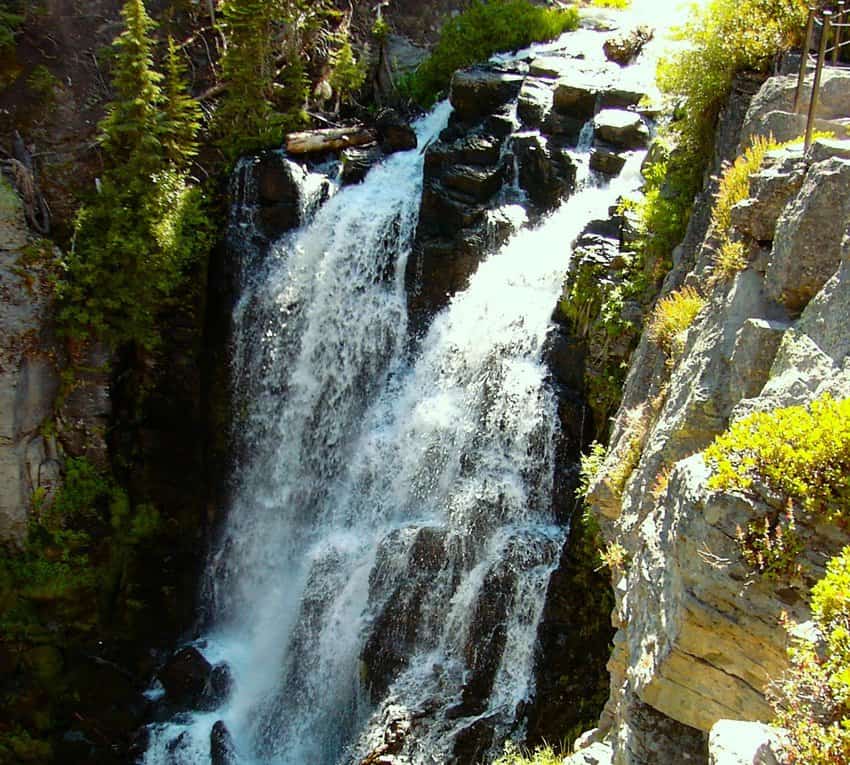 Lassen Volcanic National Park: California’s Least-Visited 7 Lassen