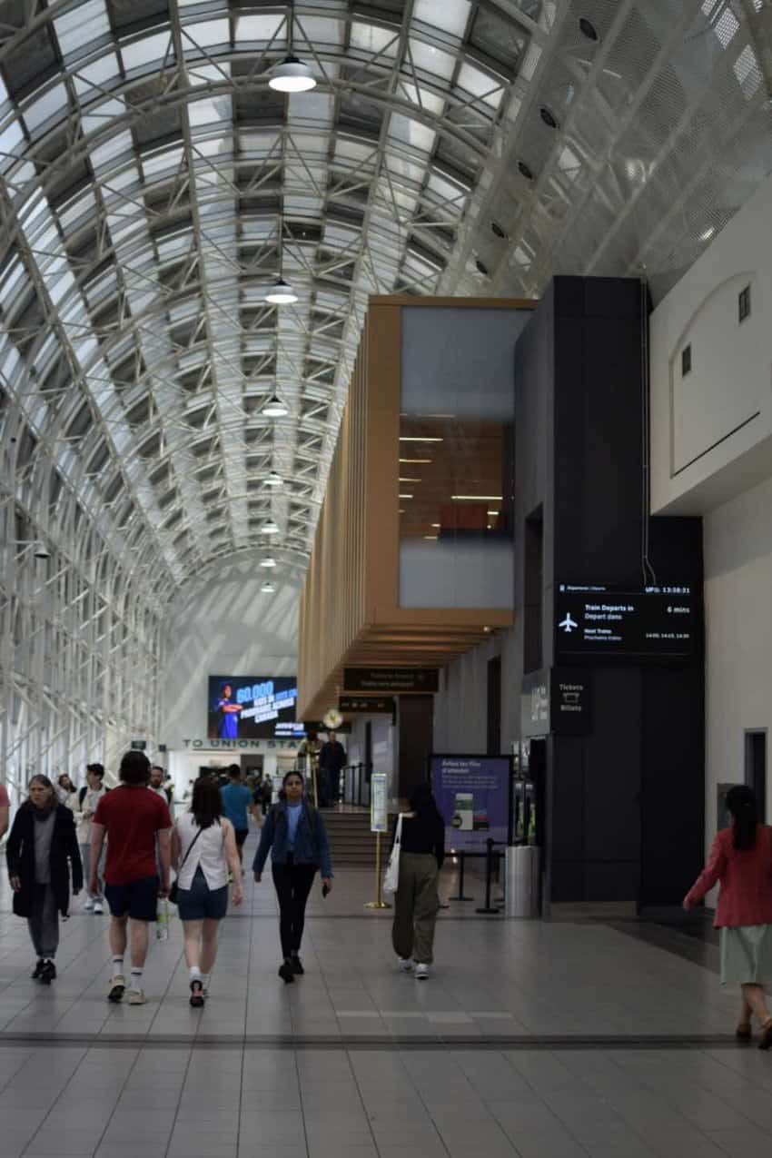 10 Airports with Easy City Connections 5 Travellers arrive from Pearson Airport via the Up Express in Toronto, Canada. Photo by Sarah Arksey Njegovan