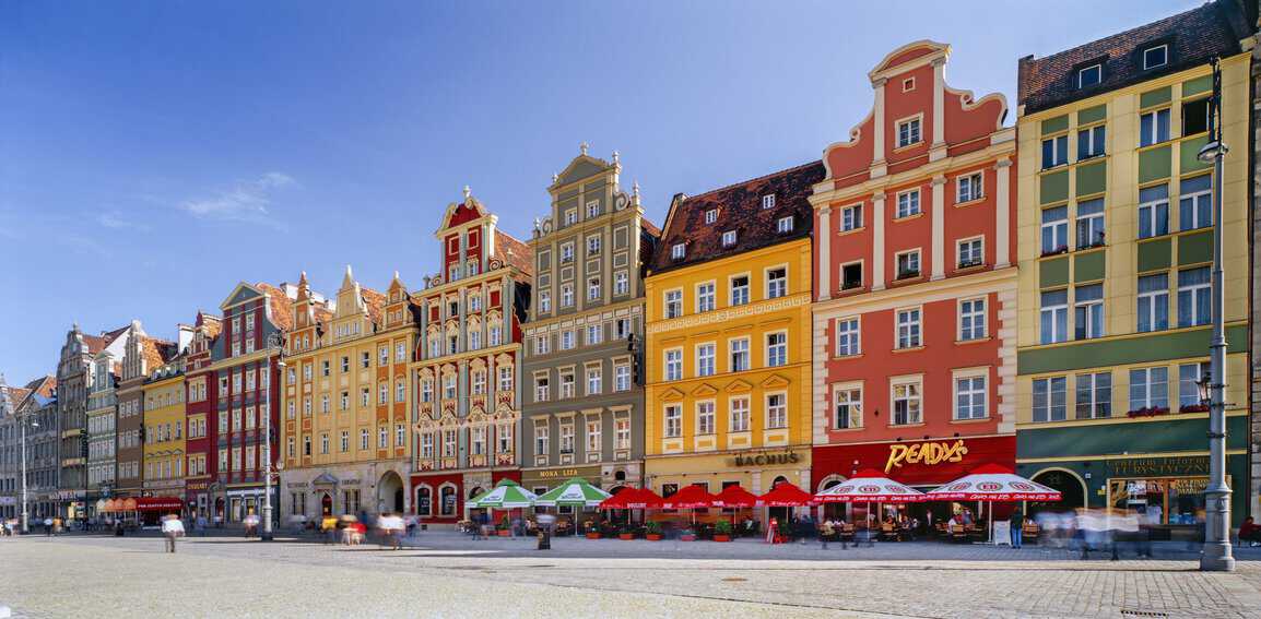 Wroclaw Poland: A City Full of Dwarfs 6 Wroclaw's colorful tenement building on Market Square in Old Town. Photo courtesy of Poland Tourism Organization