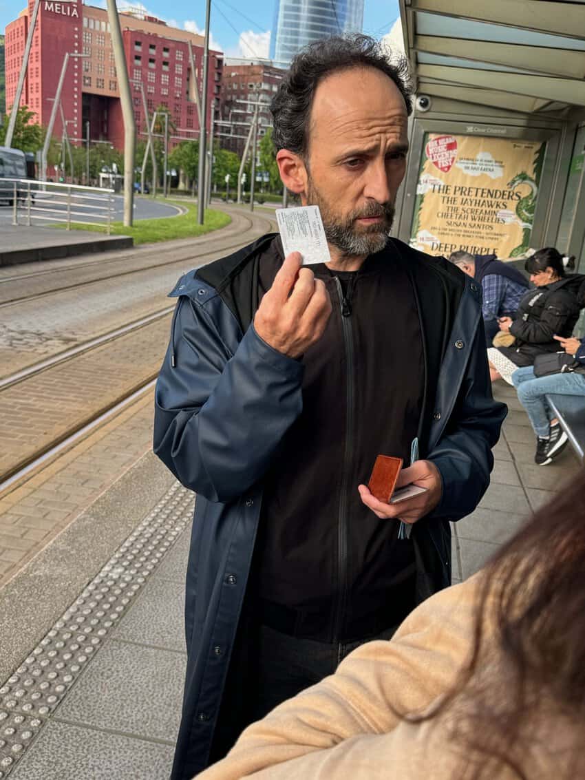 Bilbao and Gehry's Stunning Guggenheim 2 Our local guide in Bilbao explains that this card costs about 3 euros and is good for an entire day on the metro and bus systems.