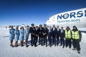 Norse Atlantic Airways Boeing 787 Dreamliner in Antarctica.