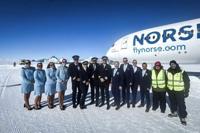 Norse Atlantic Airways Boeing 787 Dreamliner in Antarctica.