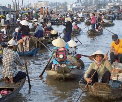 Makong-River-floating-market