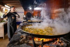 Traveling to Valencia Spain palella