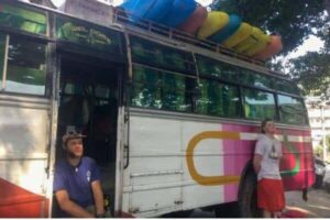 bus-travelers